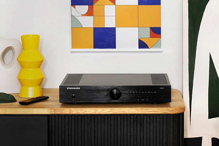 Комплект стереоусилитель PHAZE AUDIO VOLT black + проигрыватель винила DIANA shadow black