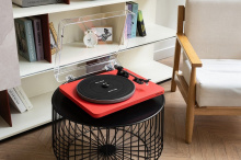 Комплект стереоусилитель PHAZE AUDIO VOLT black + проигрыватель винила DIANA valkyrian red